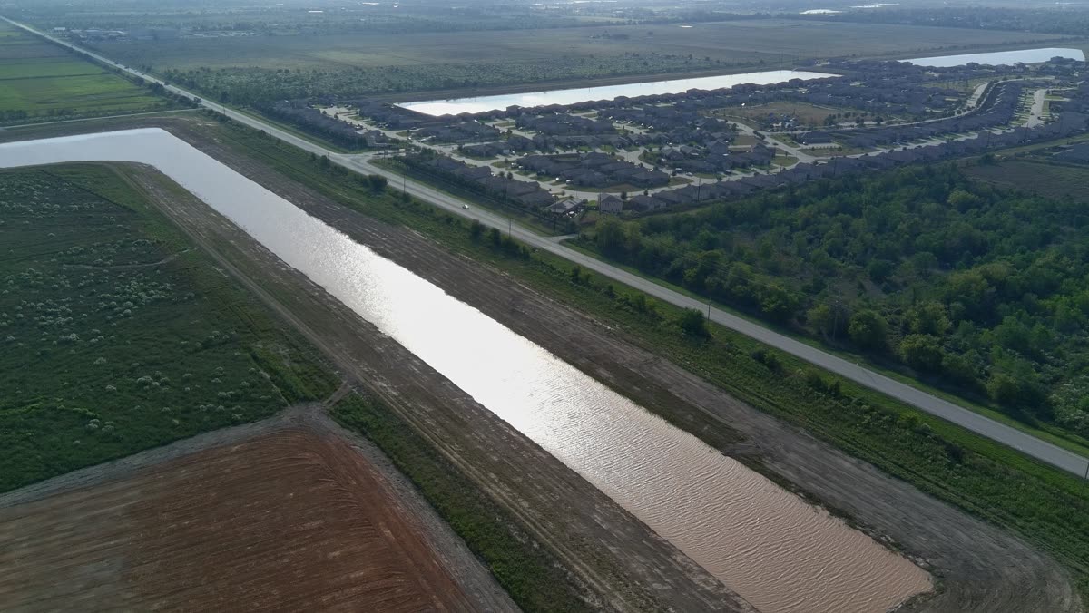 Sofi Lakes drone photo 5